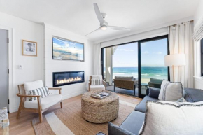 N Oceanfront Masterpiece with Rooftop & Hot Tub